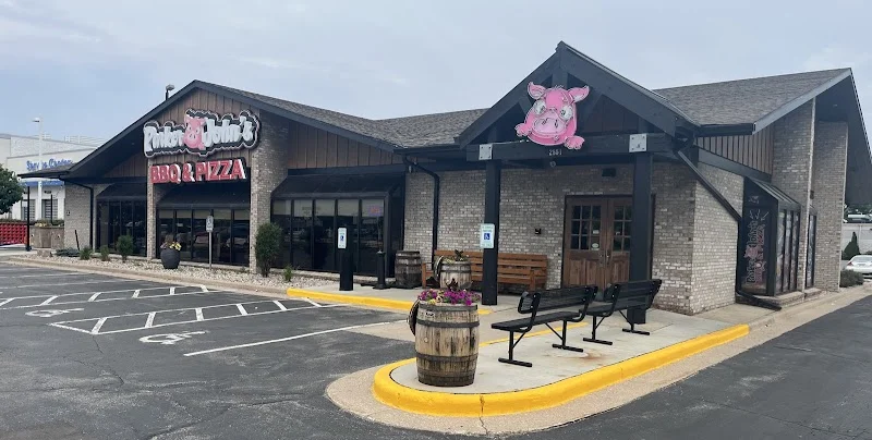 Parker John's BBQ & Pizza, Green Bay