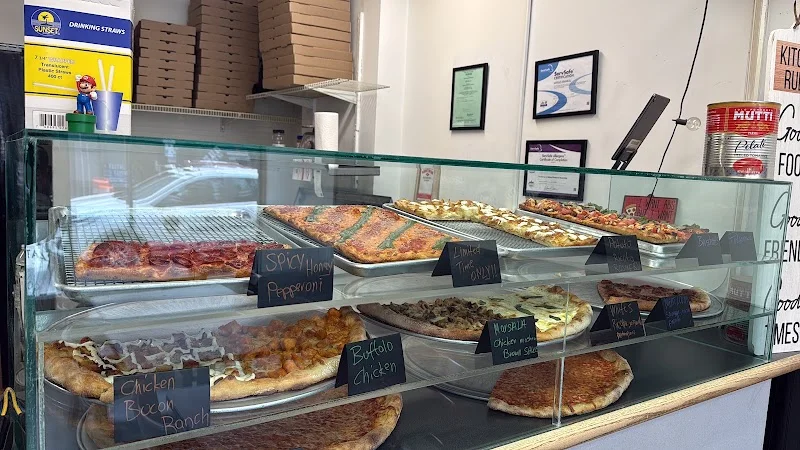 Mario's Metro Pizza & Pasta