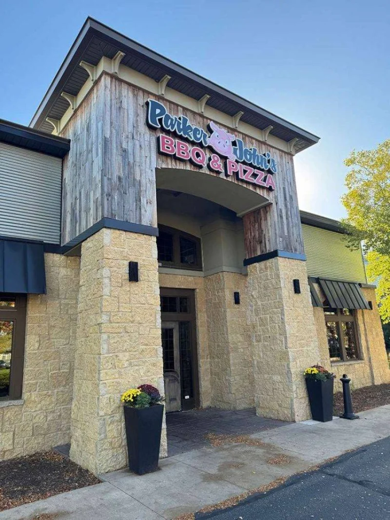 Parker John's BBQ & Pizza, Appleton